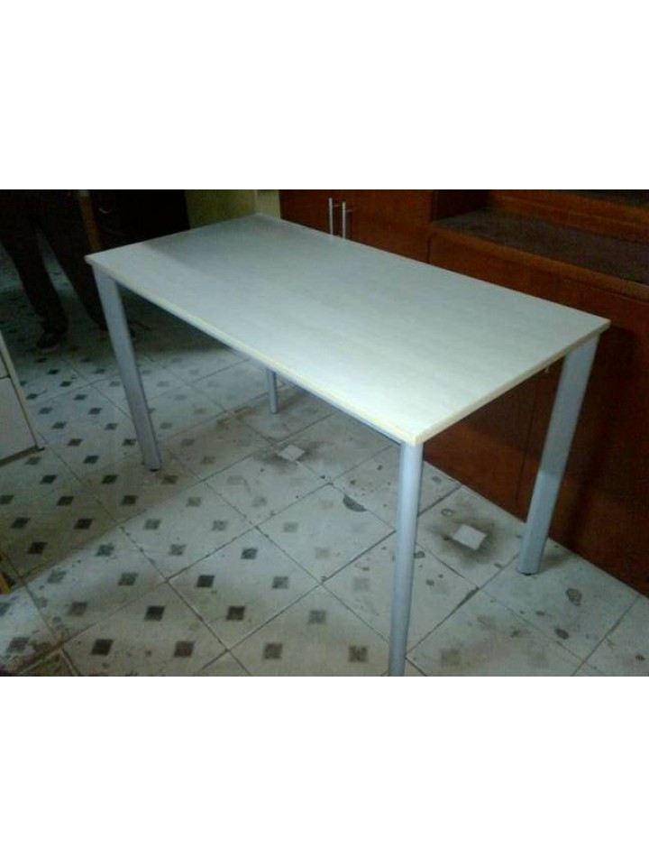 Thanh Lý Bàn Làm Việc Chân Sắt 1m2